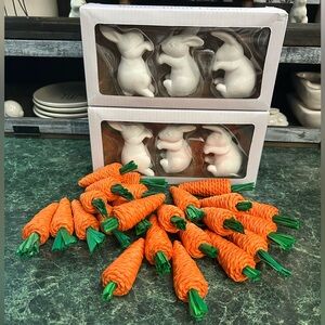 NWT, Bunny Plant Figures Set Of 2 & Mini Carrots
